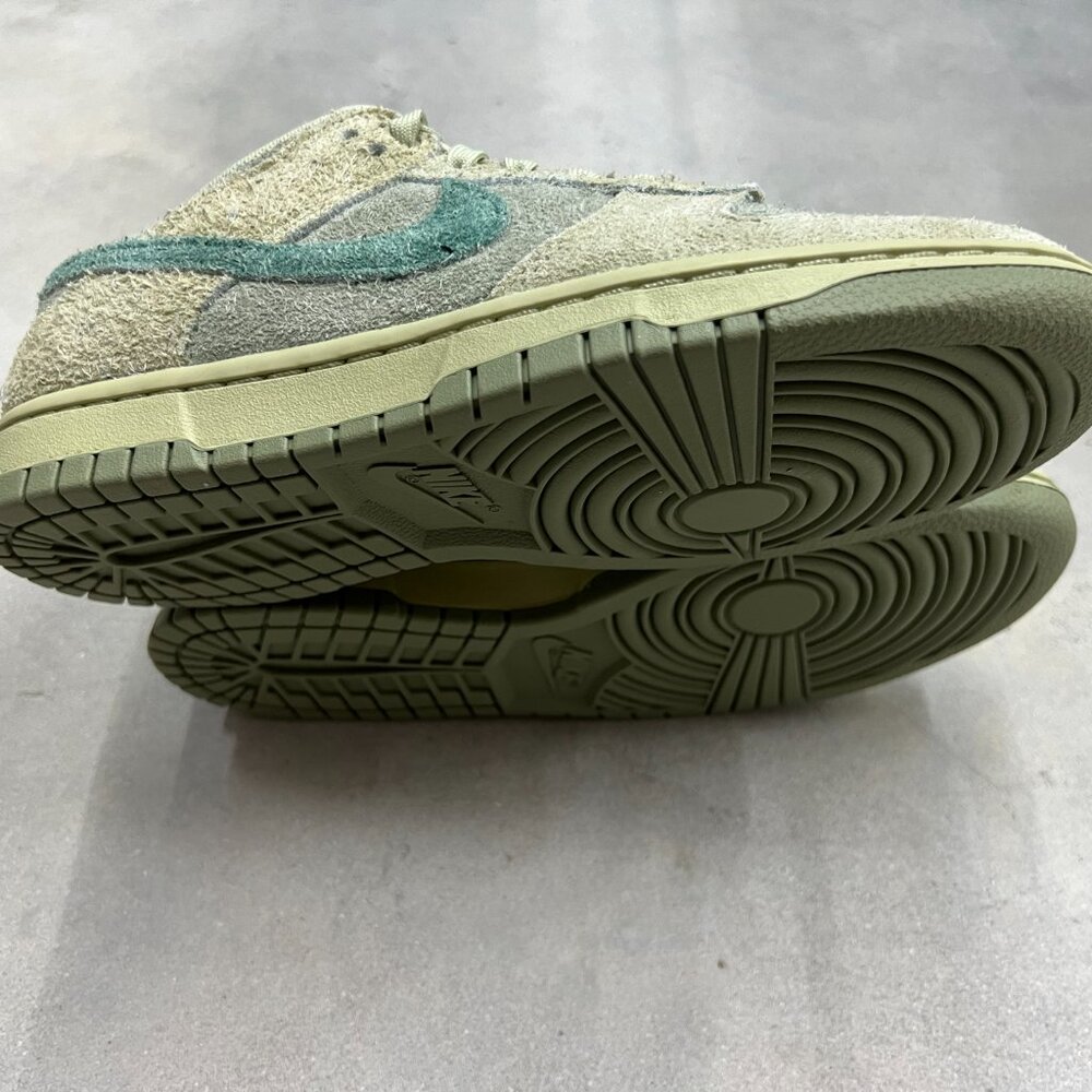 Nike Wmn's Dunk Low Olive Aura HJ7291 371 - New - Picture 6 of 6